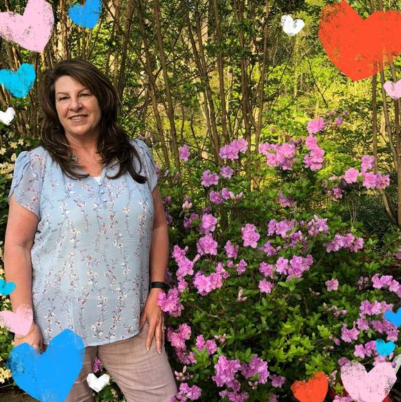 Profile Picture of Tracie Norton hayes (@bugsmom06) on Poshmark