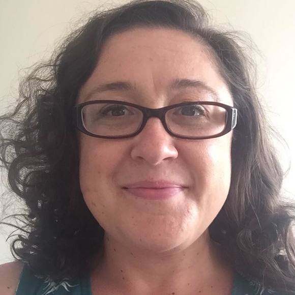 Profile Picture of Shauna Mccabe (@shauna_mccabe) on Poshmark