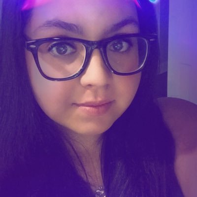 Profile Picture of Cynthia Carrion (@CarrionJay909) on Twitter