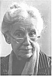 Profile Picture of Maggie Kuhn - Wikipediaon Wikipedia