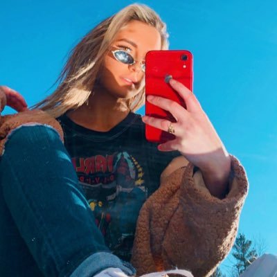 Profile Picture of Julia Clancy (@juliaa_clancy) on Twitter