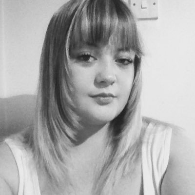 Profile Picture of Samantha (@samneu94) on Twitter