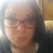 Profile Picture of April Courtney (@Apedogg5) on Twitter