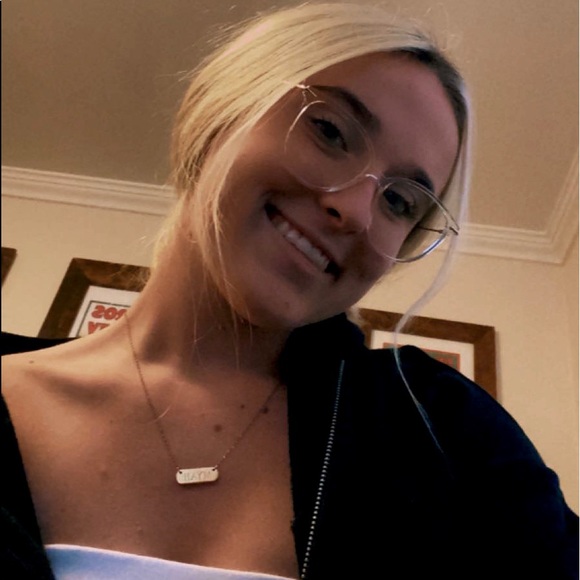 Profile Picture of Myah Matschulat (@mmatch47) on Poshmark