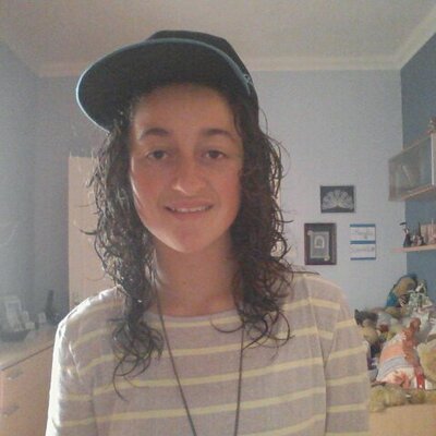 Profile Picture of Daniela Vella (@dvella99) on Twitter