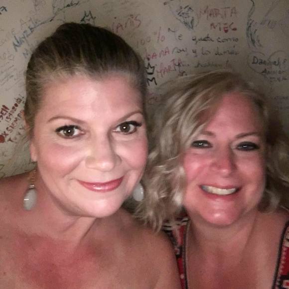 Profile Picture of Kristi Linane (@klinane) on Poshmark