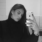 Profile Picture of 𝐌𝐊 🍍 (@mikloskira) on Instagram
