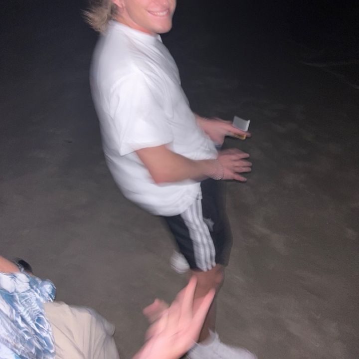 Profile Picture of Austin (@austin._.meredith) on Tiktok