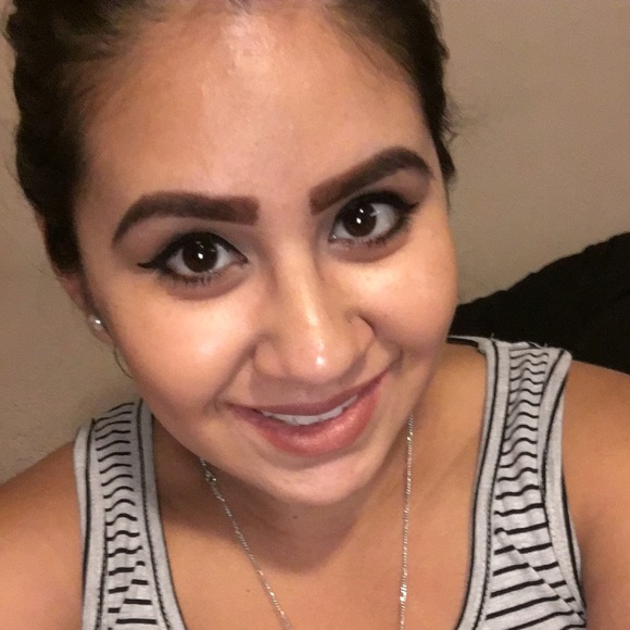 Profile Picture of Nancy Prieto (@nancyprieto) on Poshmark