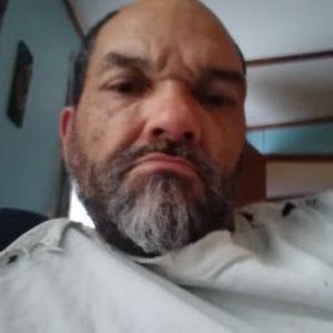Profile Picture of howardeellison (@howardeellison) on Tiktok