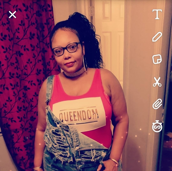 Profile Picture of Melissa Funches (@melifun40) on Poshmark