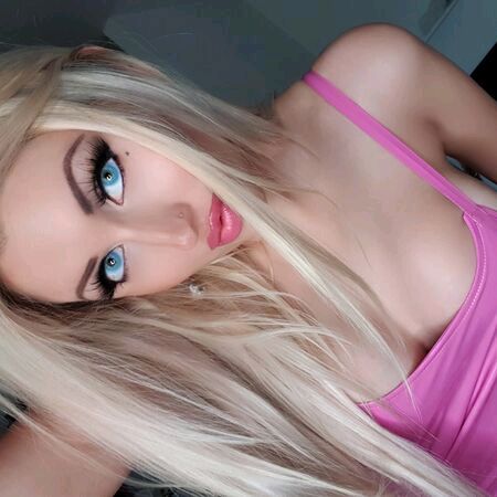 Profile Picture of alicecort56 (@alicecoret) on Tiktok