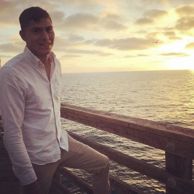 Profile Picture of Steve (@Steve_Beard0) on Twitter