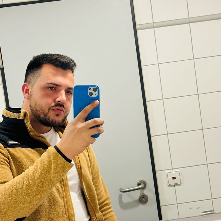 Profile Picture of 🚛❗️Bistrițeanul ❗️🚛 (@bistriteanul) on Tiktok