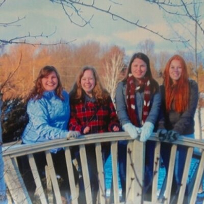 Profile Picture of Miranda Foss (@mjfoss27) on Twitter