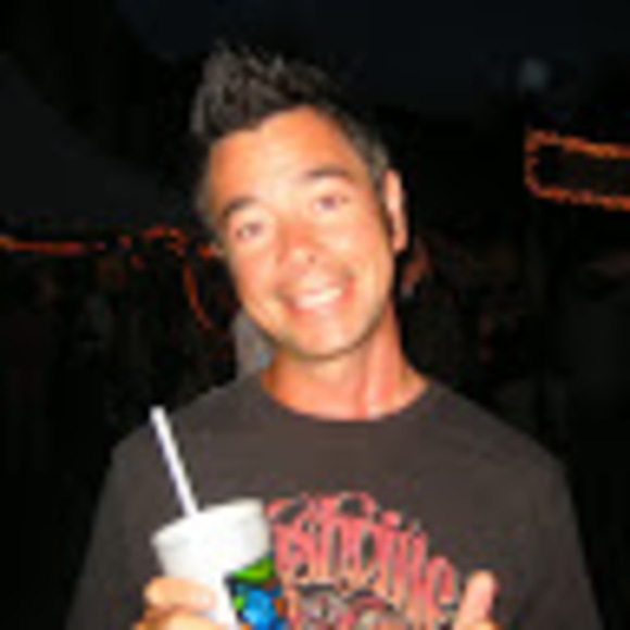 Profile Picture of Richard Powers (@ilrscott60123) on Poshmark