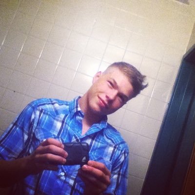 Profile Picture of Brandon Leon Barker (@BrandonLeon97) on Twitter