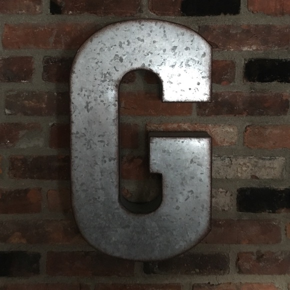 Stacey Gemar - Poshmark Profile Picture of Stacey Gemar (@min3isyours) on Poshmark