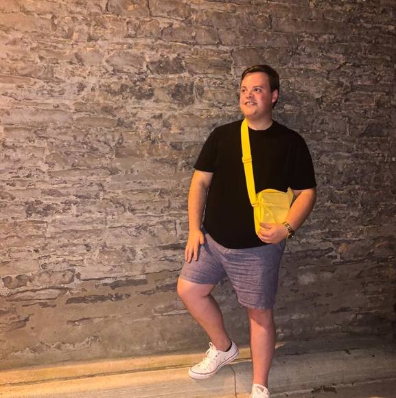 Kyle Ackers - Poshmark Profile Picture of Kyle Ackers (@kackers21) on Poshmark