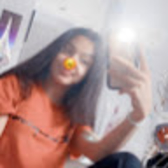 Profile Picture of Nyah Bell (@nyahbell) on Poshmark