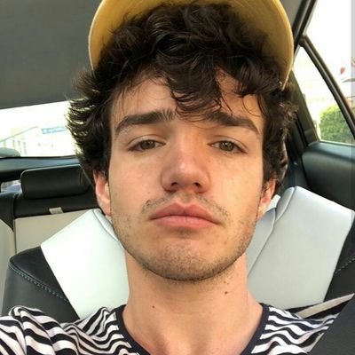 Profile Picture of Yvette (@AaronCistheloml) on Twitter