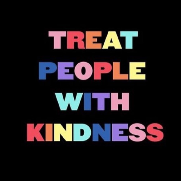 Profile Picture of Cayla Wilson (@harrystylesfan3) on Poshmark