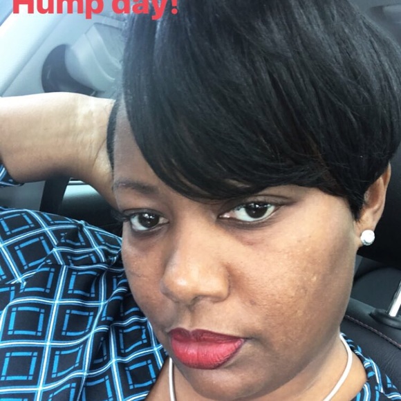 Profile Picture of Nekitta Tomberlin (@mskiki76) on Poshmark