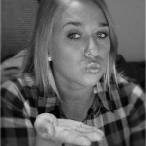 Profile Picture of Nikki Maxfield (@nm_max) on Myspace