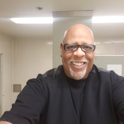 Profile Picture of Marc Tomlin (@sbamark) on Twitter