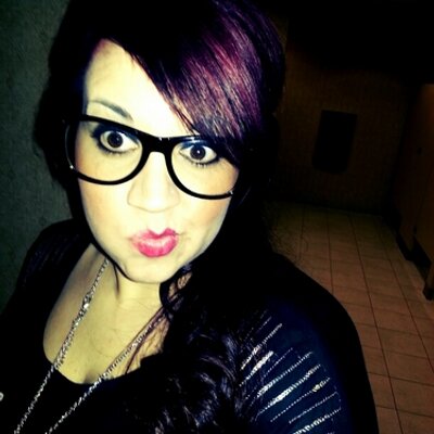 Profile Picture of Amber Michelle (@EppleAmber) on Twitter