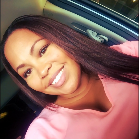 Profile Picture of Sybil Hebbert (@sybil_hebbert) on Poshmark