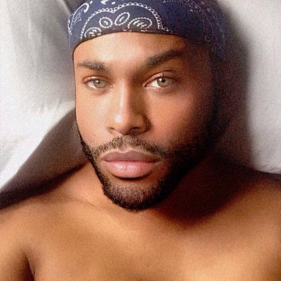 Profile Picture of Jaymes Skendarian (@jayskendarian) on Poshmark