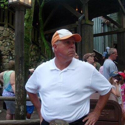 Profile Picture of Jim Ventrone (@clotheshorse7) on Twitter