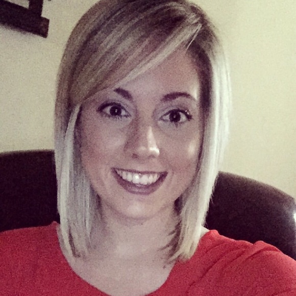 Profile Picture of Autumn Haynes (@ahaynes93) on Poshmark