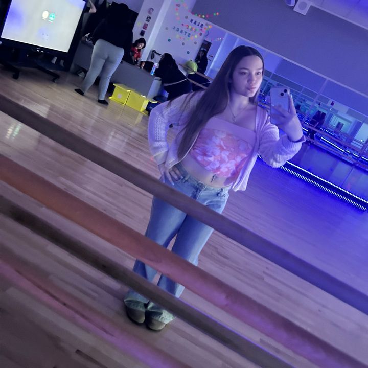 Profile Picture of juliahnuhh (@juliahnuhh) on Tiktok