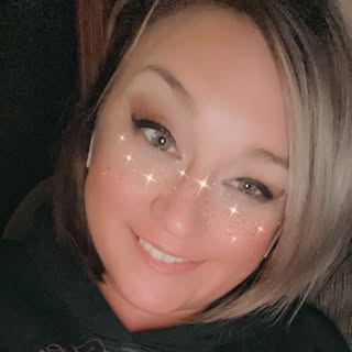 Profile Picture of Tiffany Nell Rose Etheridge (@tiffnellrose) on Instagram