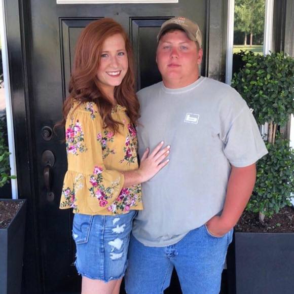 Profile Picture of Hunter Walker (@walkerhunter34) on Poshmark