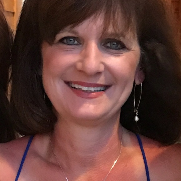 Profile Picture of Christy Desoto (@desotoc) on Poshmark