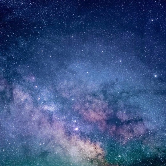 Profile Picture of Eileen Yu (@eileenyu) on Poshmark