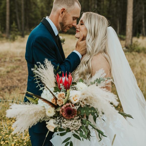 Profile Picture of Jillian Russ (@jillruss) on Poshmark