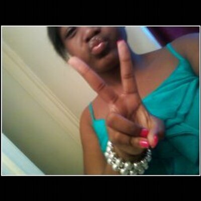 Profile Picture of Christina Foxx (@GetAtMeChrissy) on Twitter