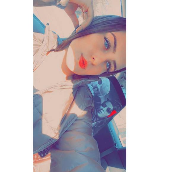 Profile Picture of Caitlan Baisden-thompson (@sayitskae) on Poshmark