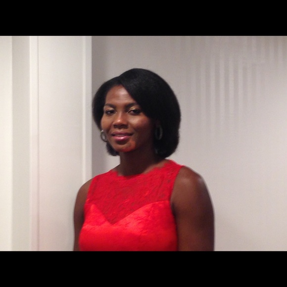 Profile Picture of Nicolette Thomas (@nicolettethomas) on Poshmark