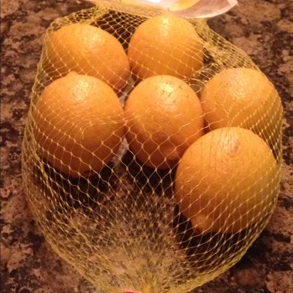 Profile Picture of Mackenzie Duffy (@fluffyunicorn65) on Poshmark