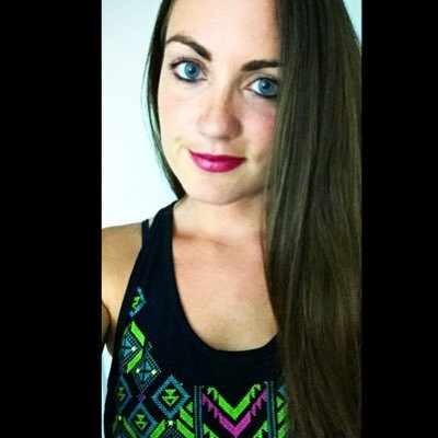 Profile Picture of Caitlin Regan (@CaityRegs) on Twitter