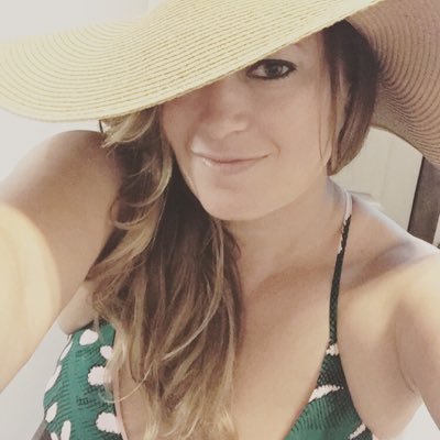 Profile Picture of Carolyn Marie (@CarolynSimancik) on Twitter