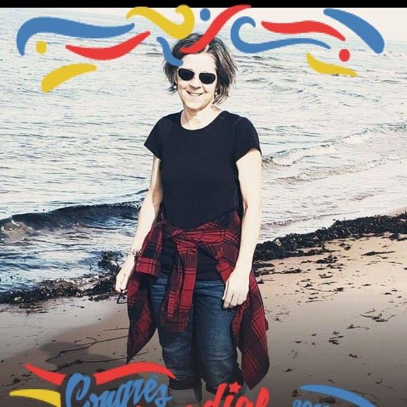 Profile Picture of Laurie Arsenault (@lauriearsena547) on Poshmark