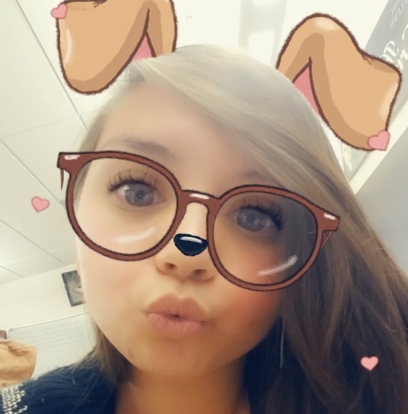 Profile Picture of Rikki Littleragingwaters (@rikkixrikka) on Poshmark