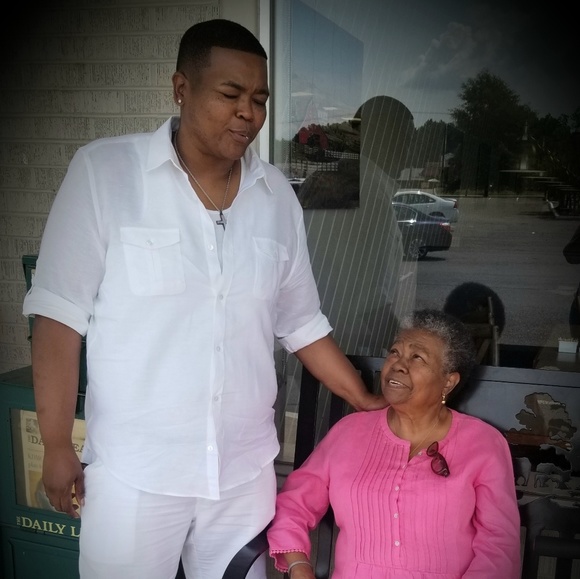 Profile Picture of Cheryl Fultz (@24polokid) on Poshmark