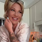 Profile Picture of Scarlette Jamess (@scarlette.jamess.2025) on Facebook